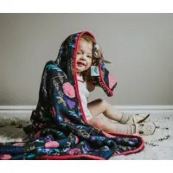 Cuddle Blanket - Posies - Picture 2 of 4